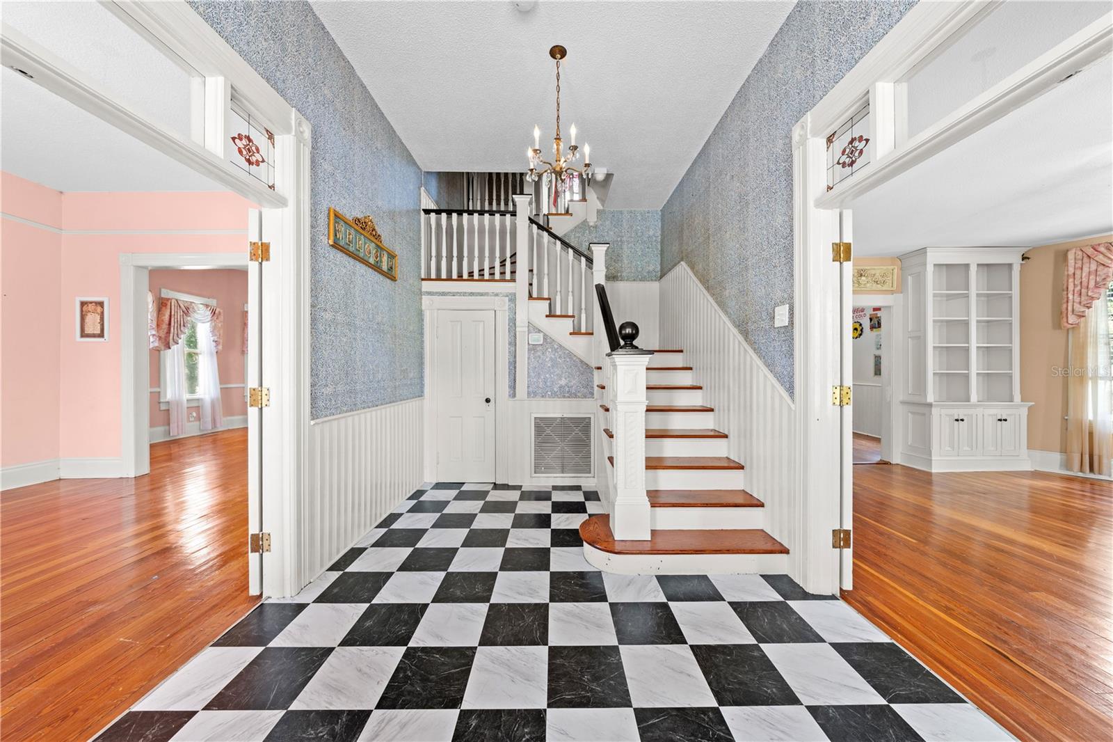 Image 15 of 100 For 212 Clyde Avenue