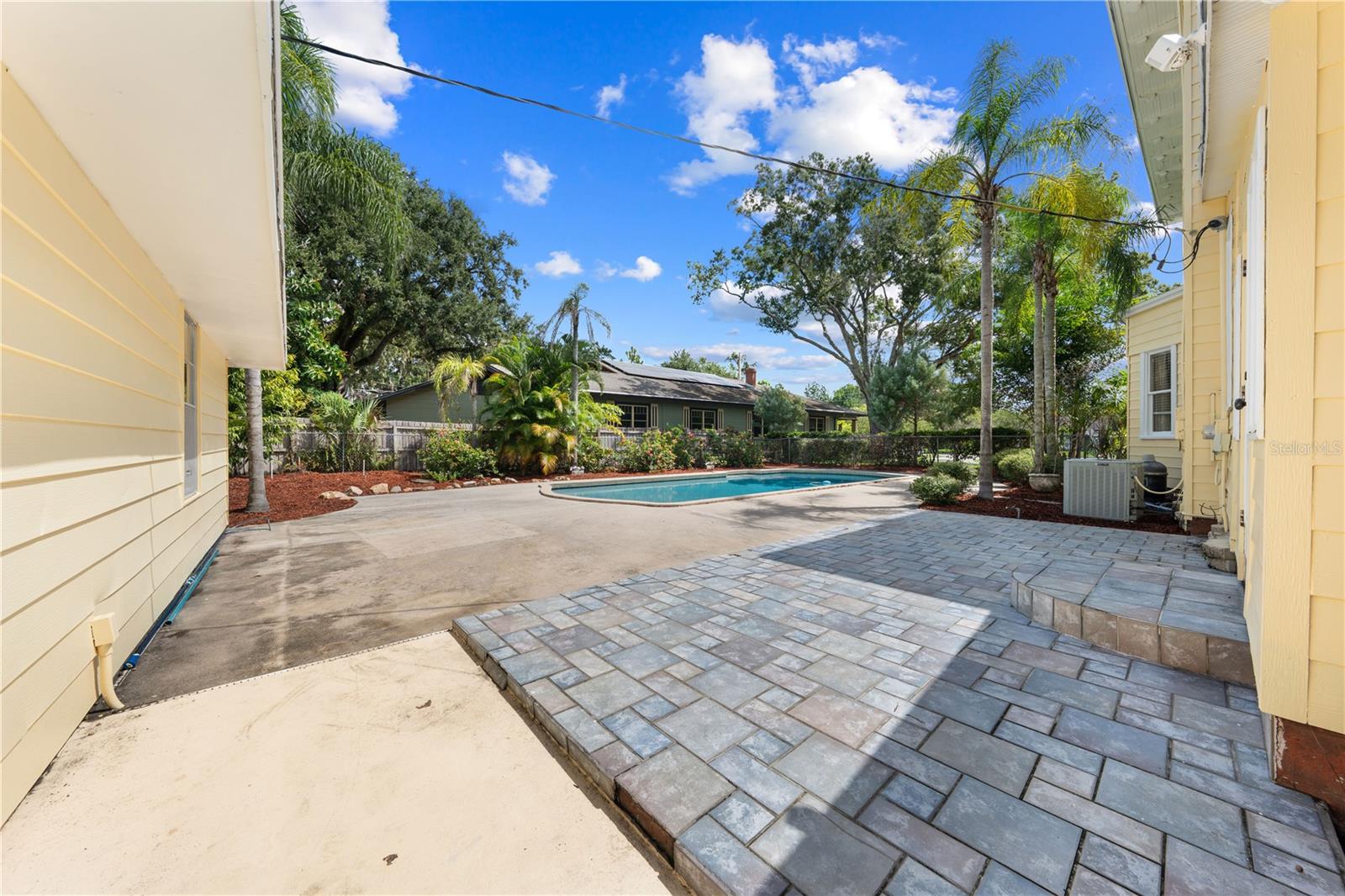Image 68 of 100 For 212 Clyde Avenue