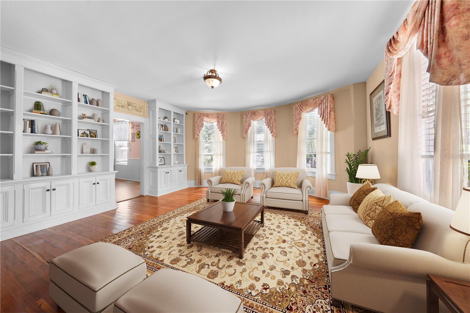 Image 7 of 100 For 212 Clyde Avenue