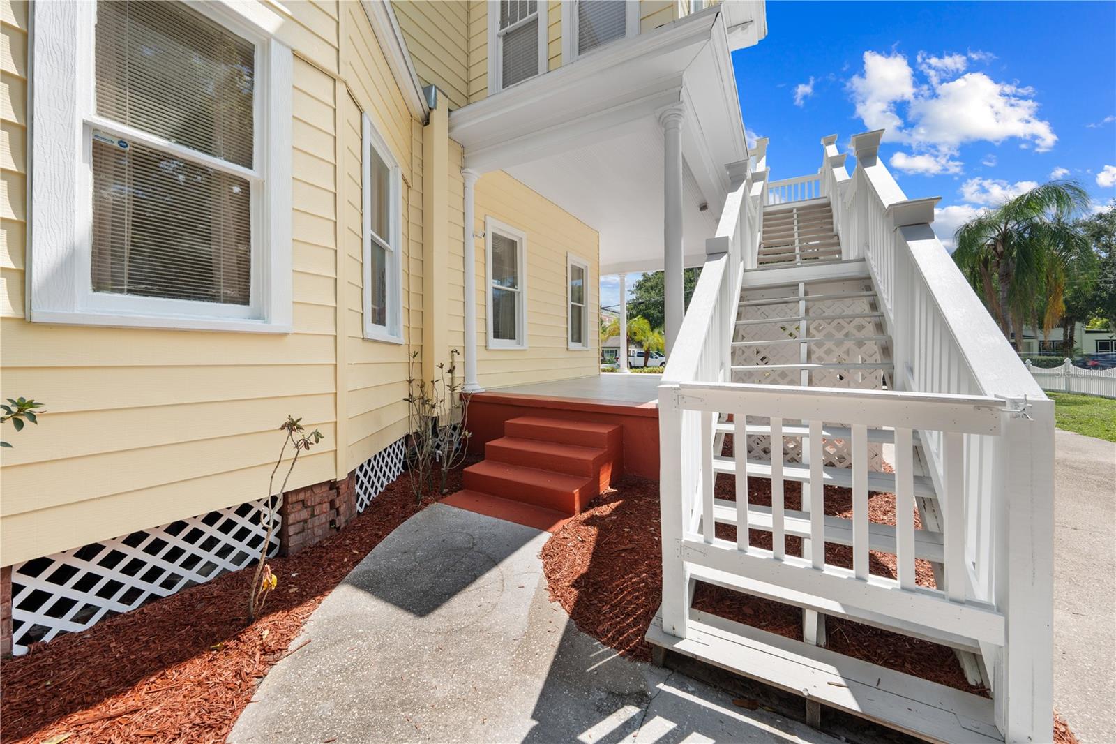 Image 74 of 100 For 212 Clyde Avenue