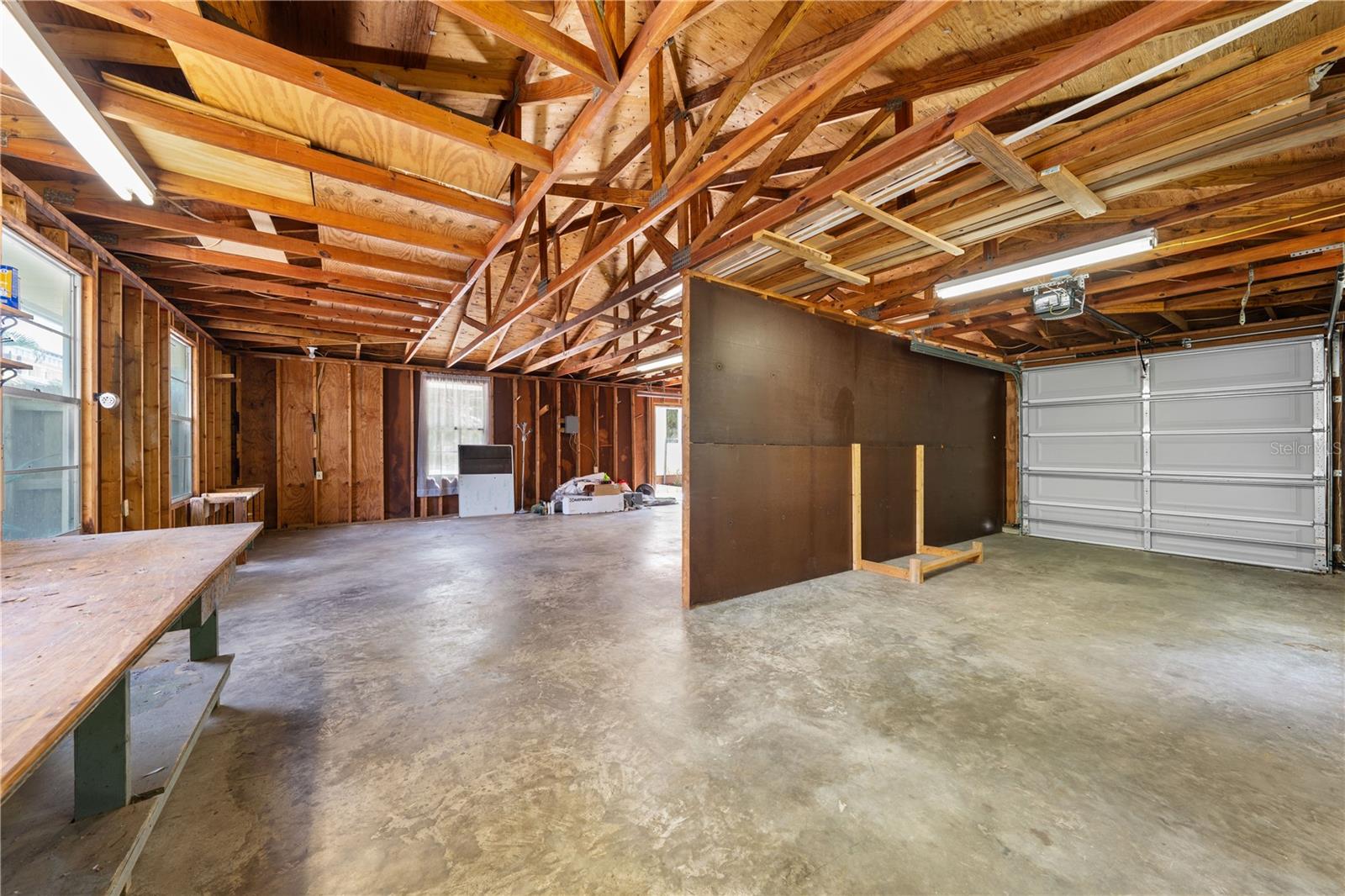 Image 86 of 100 For 212 Clyde Avenue