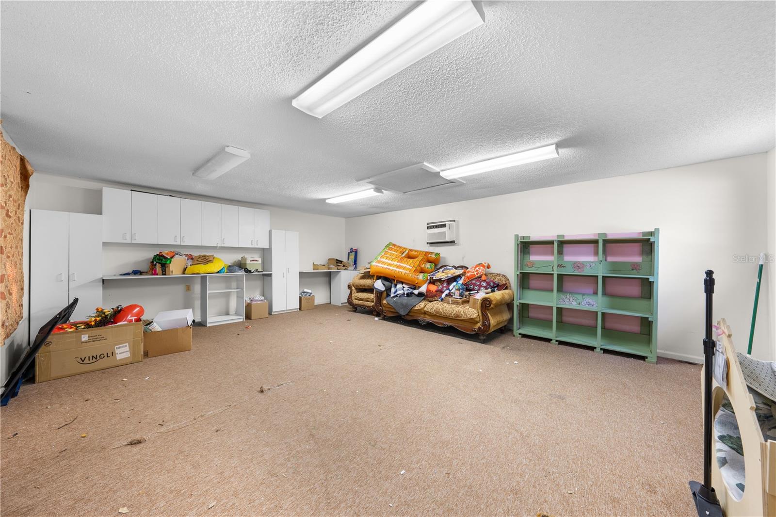 Image 87 of 100 For 212 Clyde Avenue