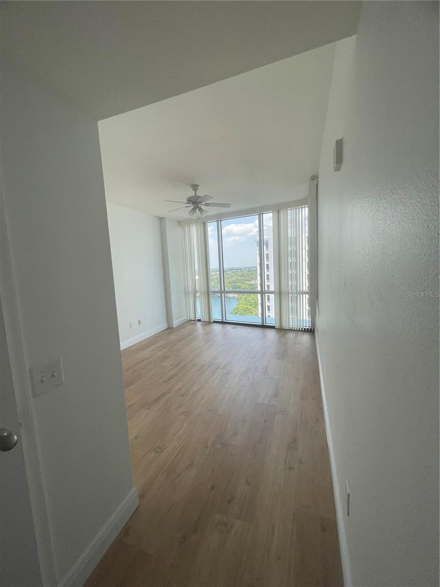 Image 8 of 29 For 322 Central Boulevard 1713