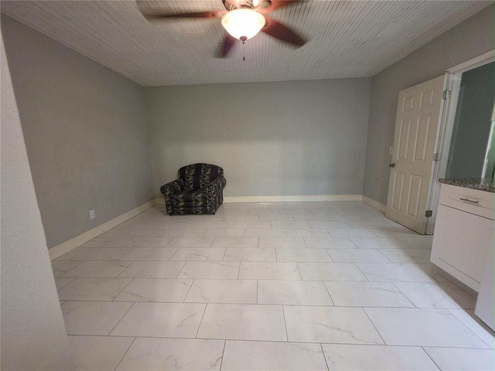Image 14 of 20 For 7641 Compass Drive