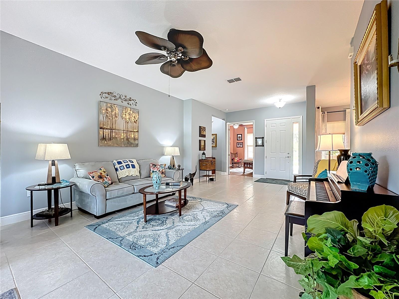Image 6 of 79 For 670 Carmel Lane