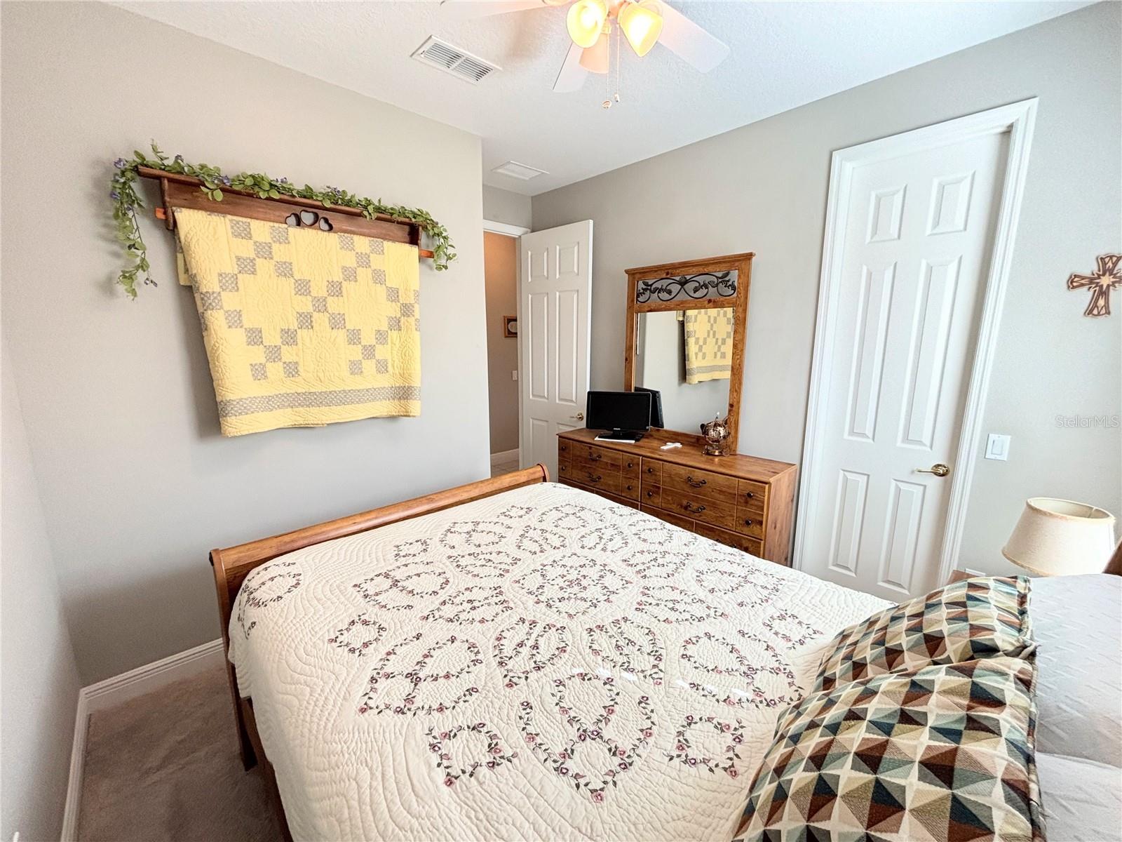 Image 24 of 62 For 134 Glendale Court