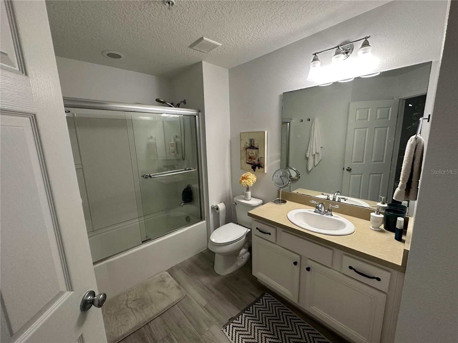 Image 10 of 12 For 719 Artisan Street 53