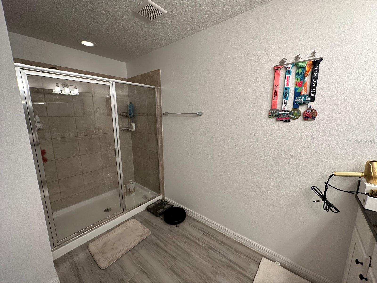 Image 9 of 12 For 719 Artisan Street 53