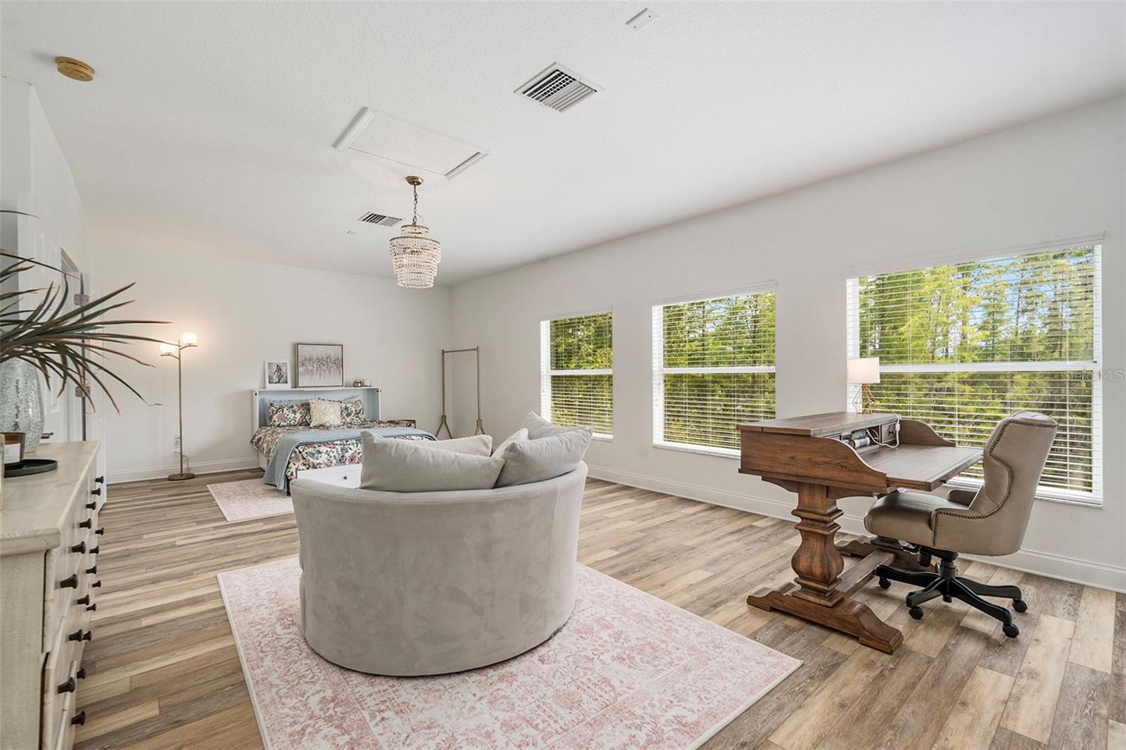 Listing photo id 28 for 2919 Marble Crest Drive