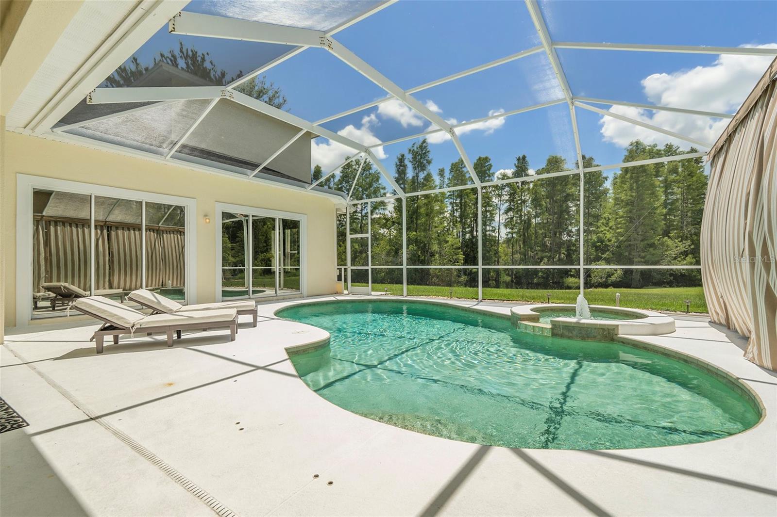 Listing photo id 30 for 2919 Marble Crest Drive