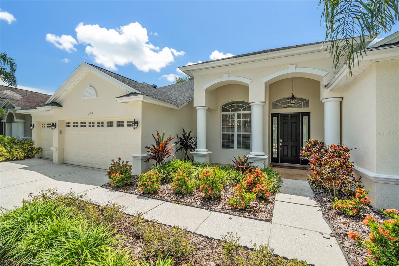 Listing photo id 39 for 2919 Marble Crest Drive