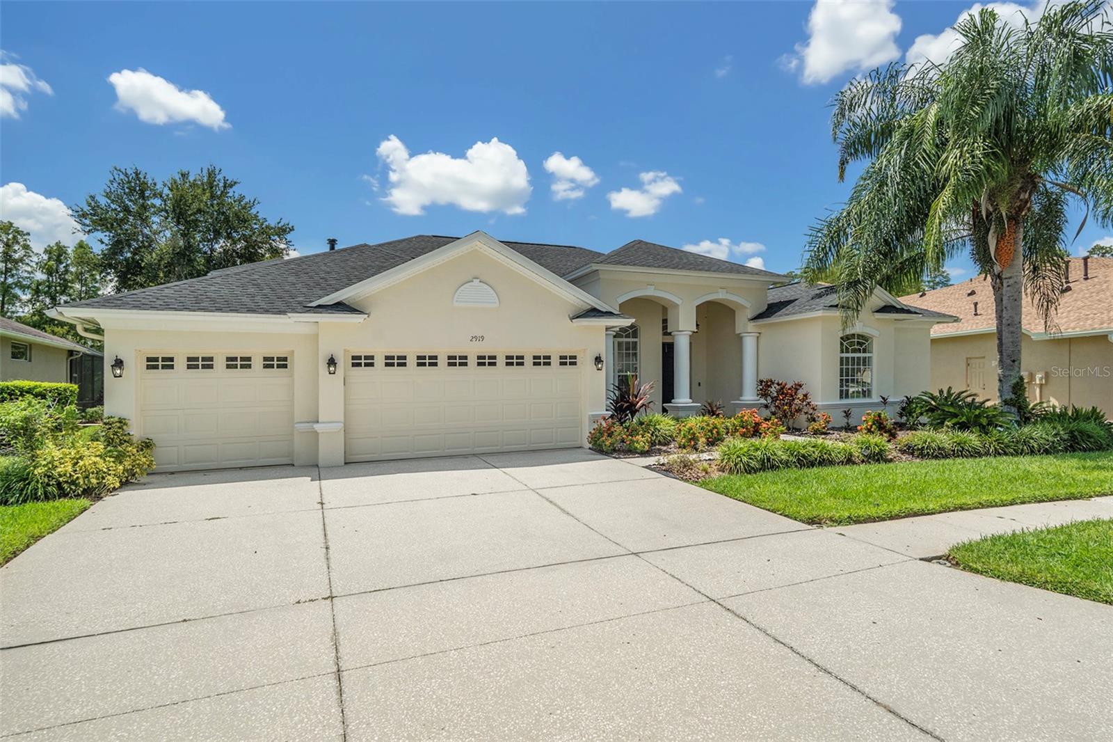 Listing photo id 40 for 2919 Marble Crest Drive