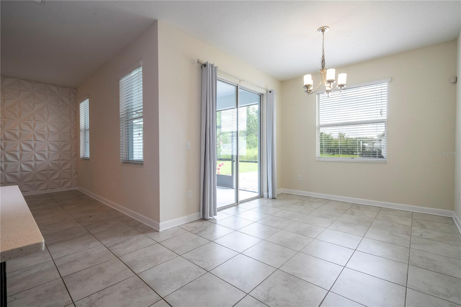 Image 16 of 42 For 3043 Beaver Creek Drive