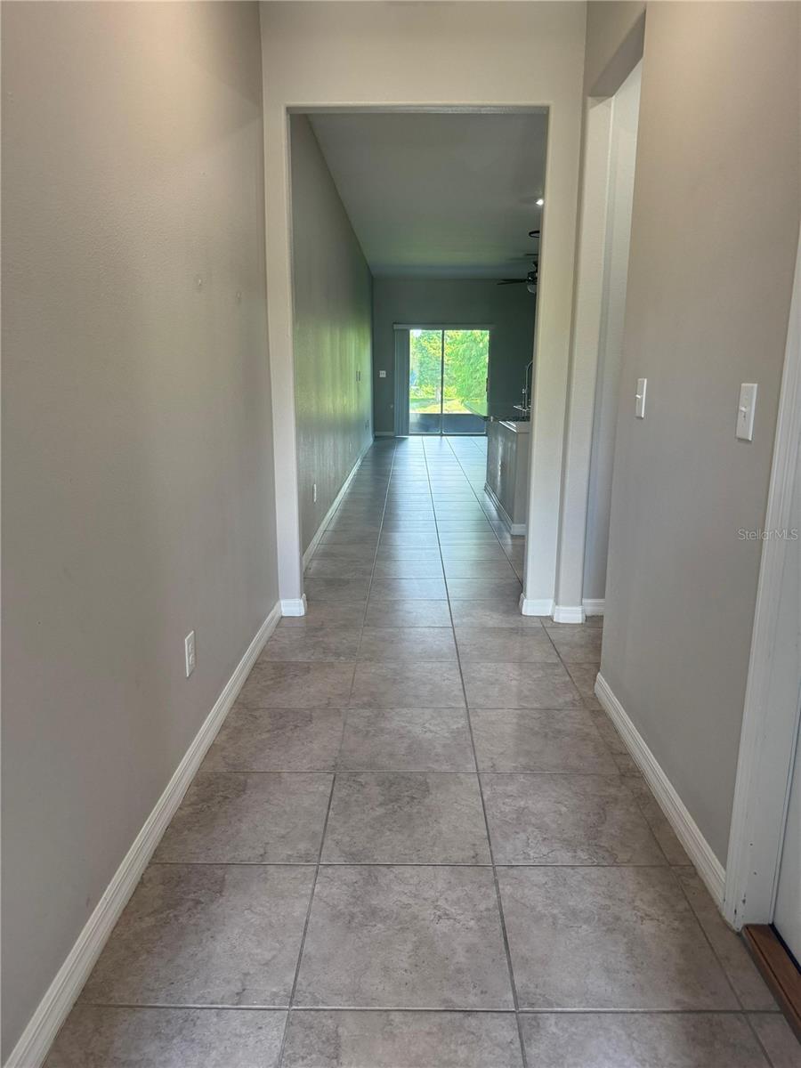 Image 5 of 22 For 10658 Lake Montauk Drive