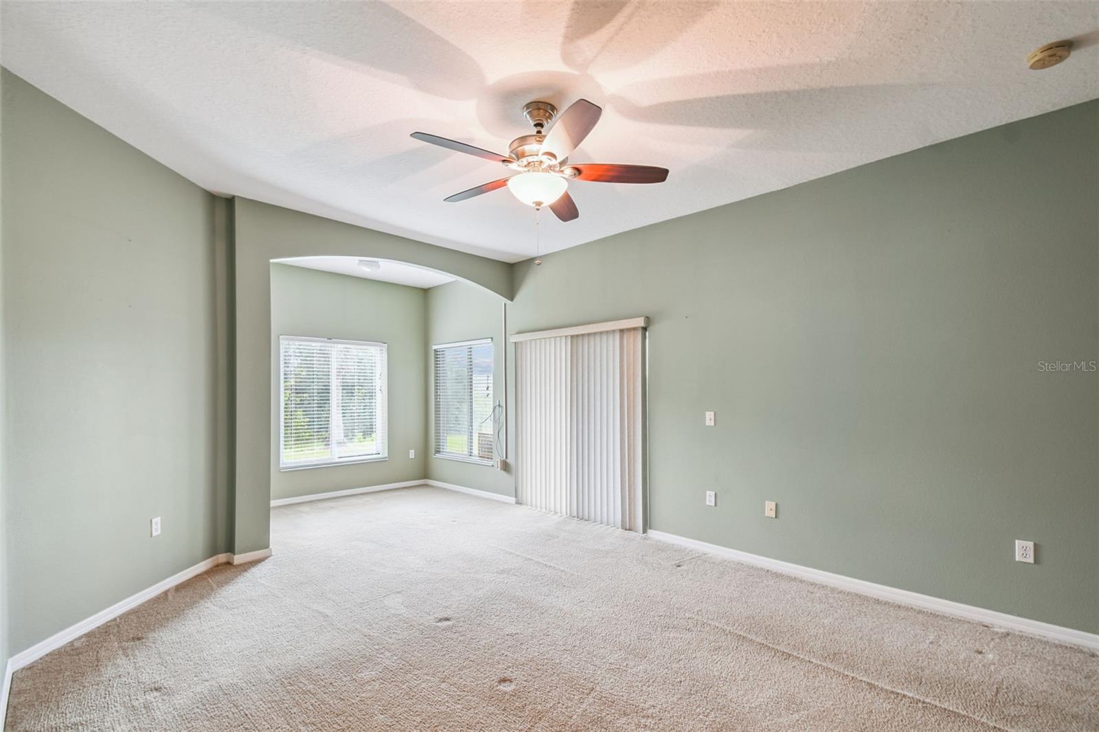 Image 15 of 50 For 136 Verona Drive