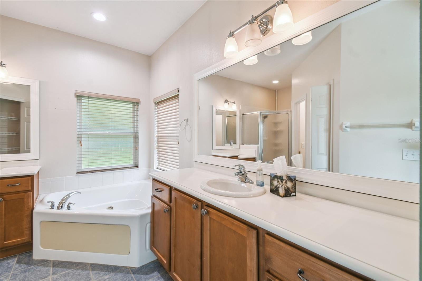 Image 18 of 50 For 136 Verona Drive