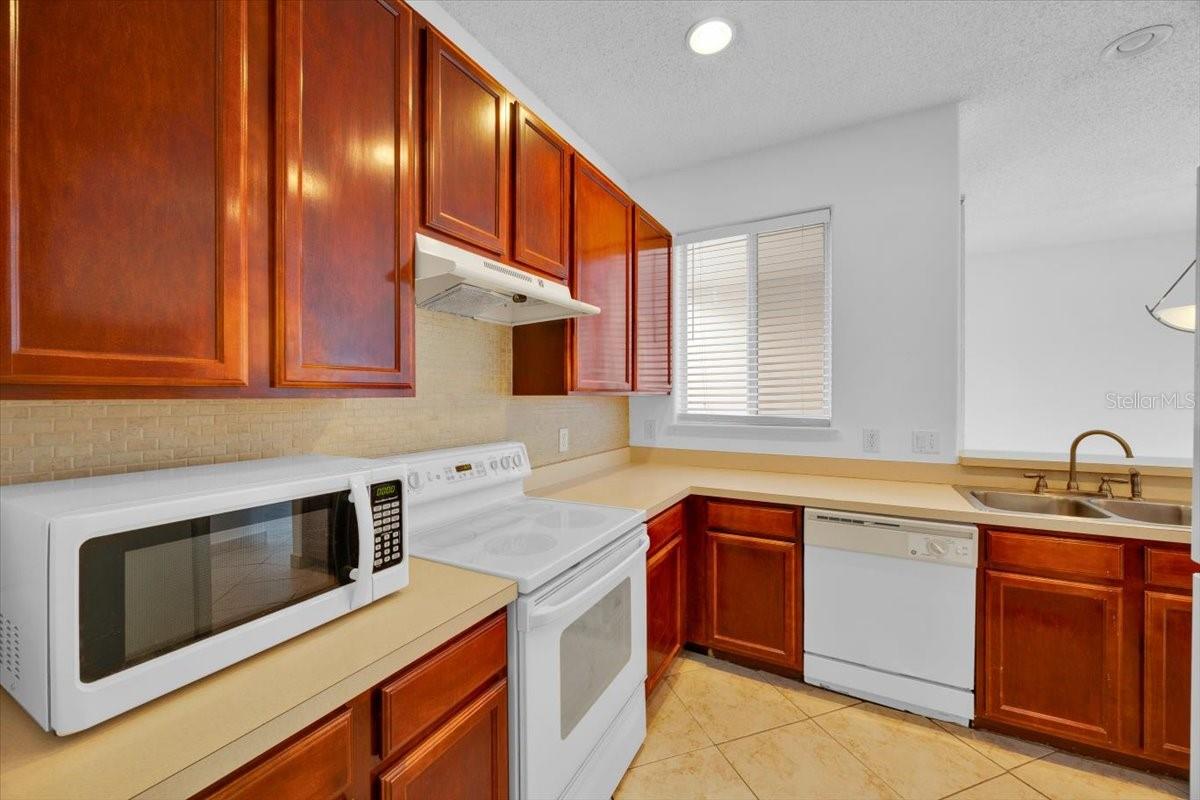 Image 10 of 28 For 2051 Island Brook Lane