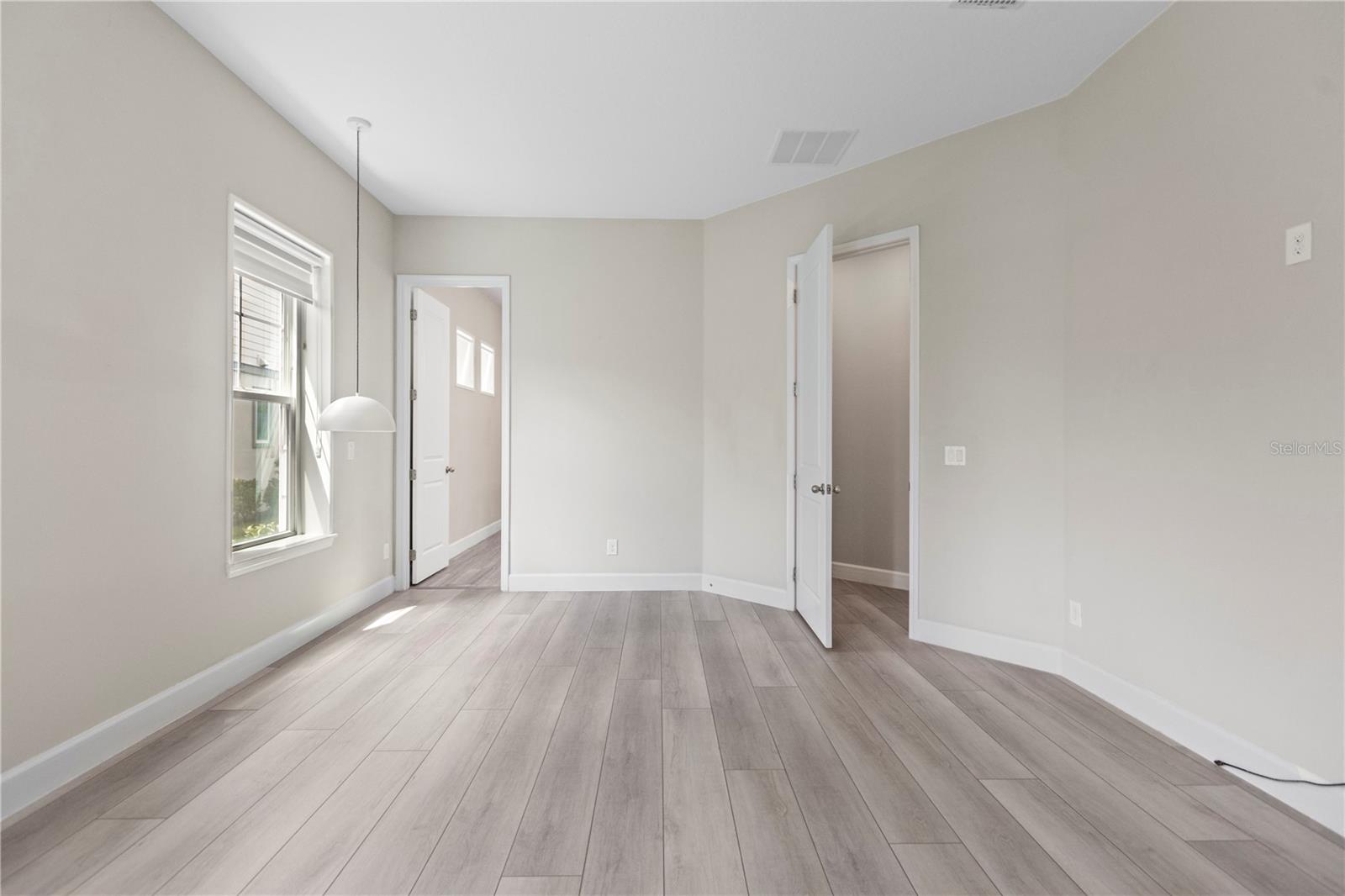Image 17 of 33 For 8534 Nemours Parkway