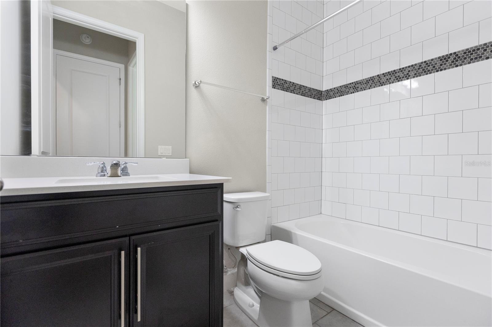 Image 23 of 33 For 8534 Nemours Parkway