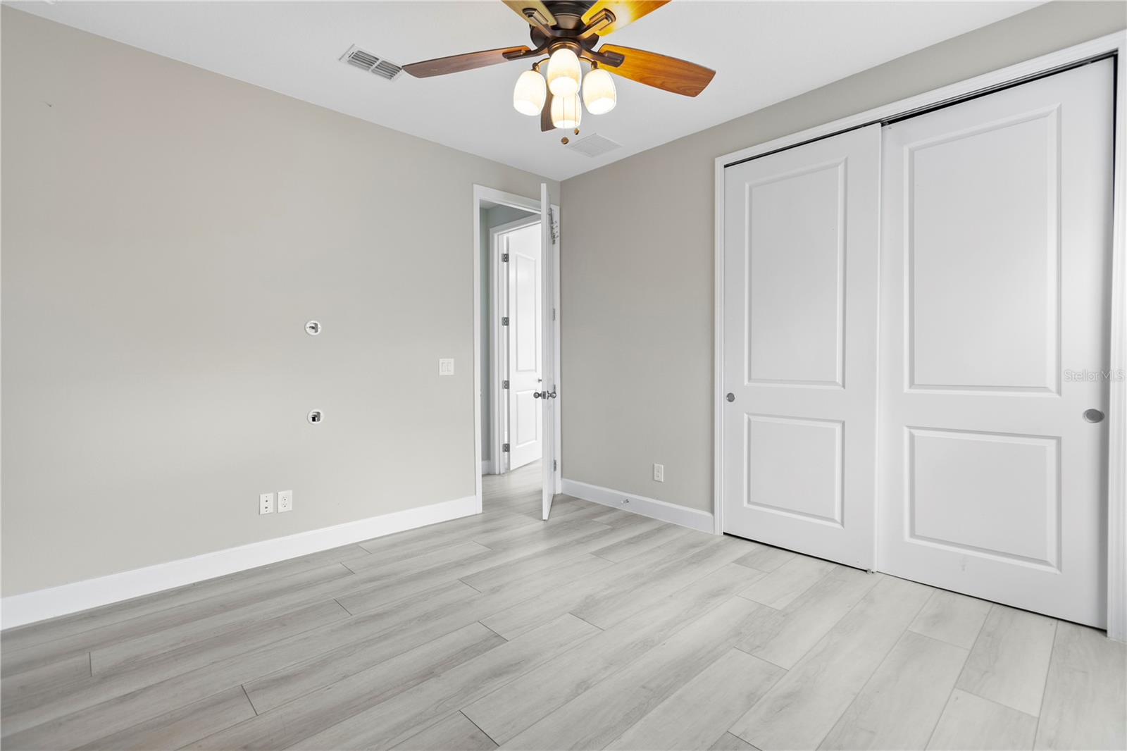 Image 27 of 33 For 8534 Nemours Parkway