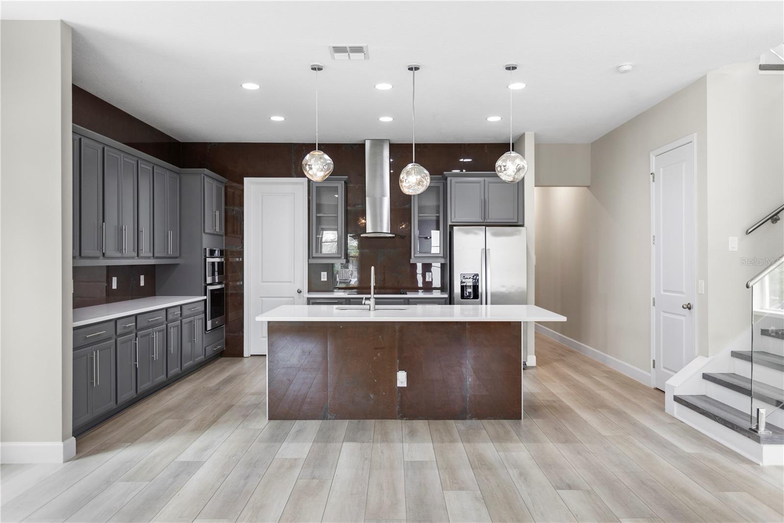 Image 5 of 33 For 8534 Nemours Parkway