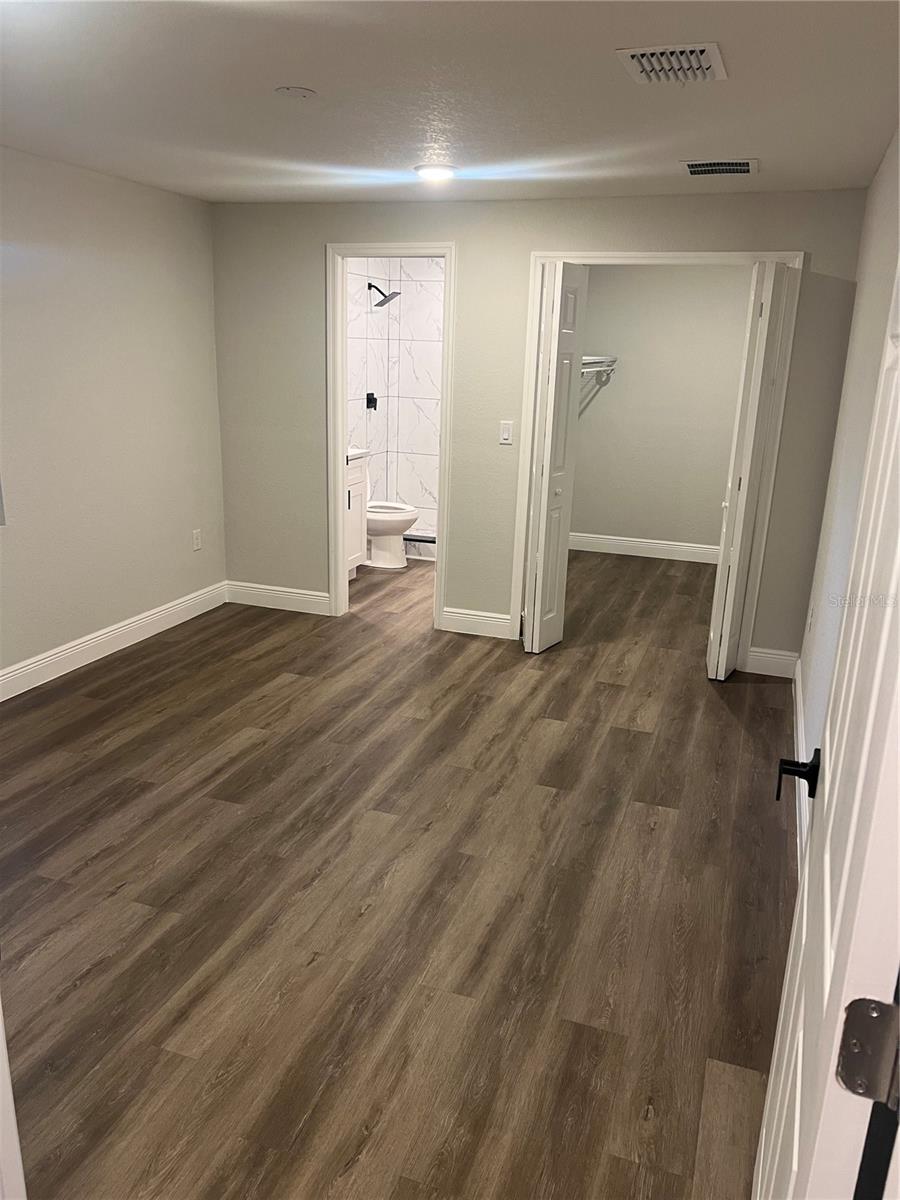 Image 18 of 43 For 317 26th Street Sw