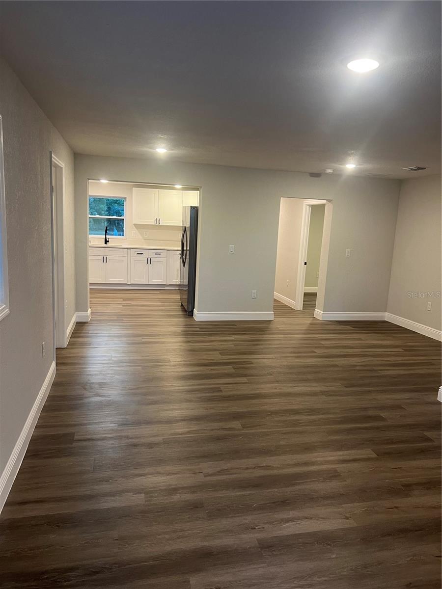 Image 6 of 43 For 317 26th Street Sw