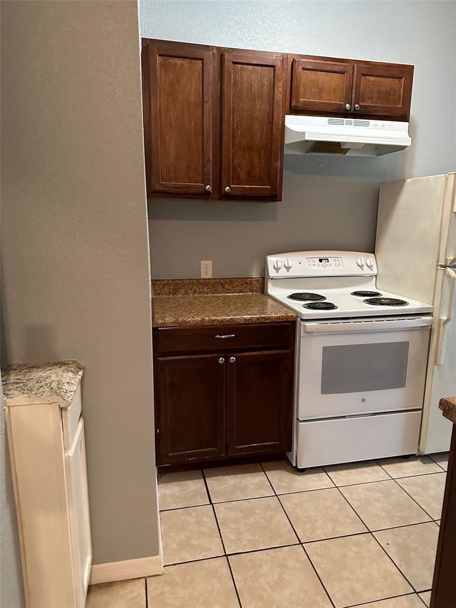 Image 7 of 13 For 1302 Avenue K  B