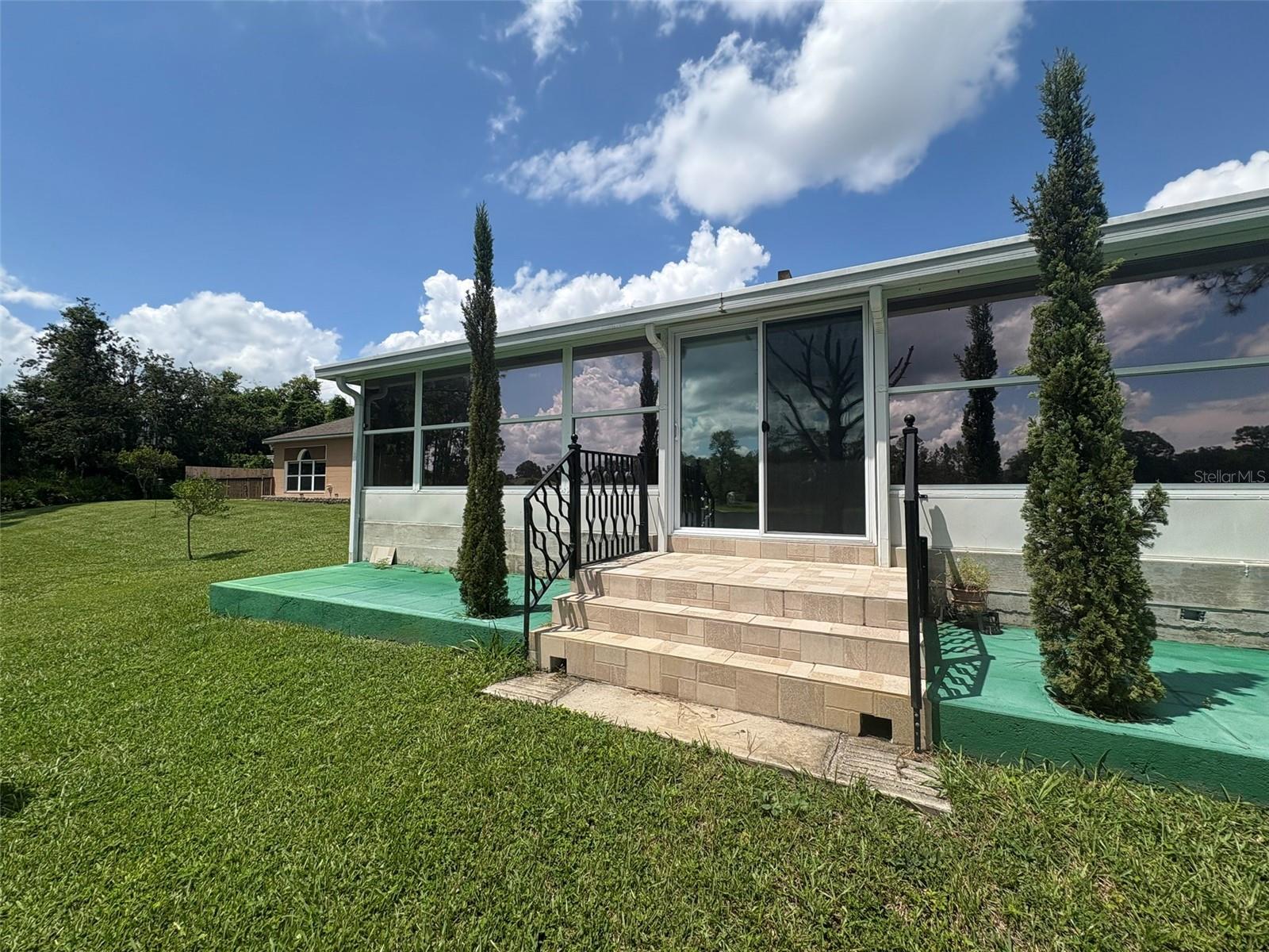 Image 11 of 50 For 479 Fort Smith Boulevard