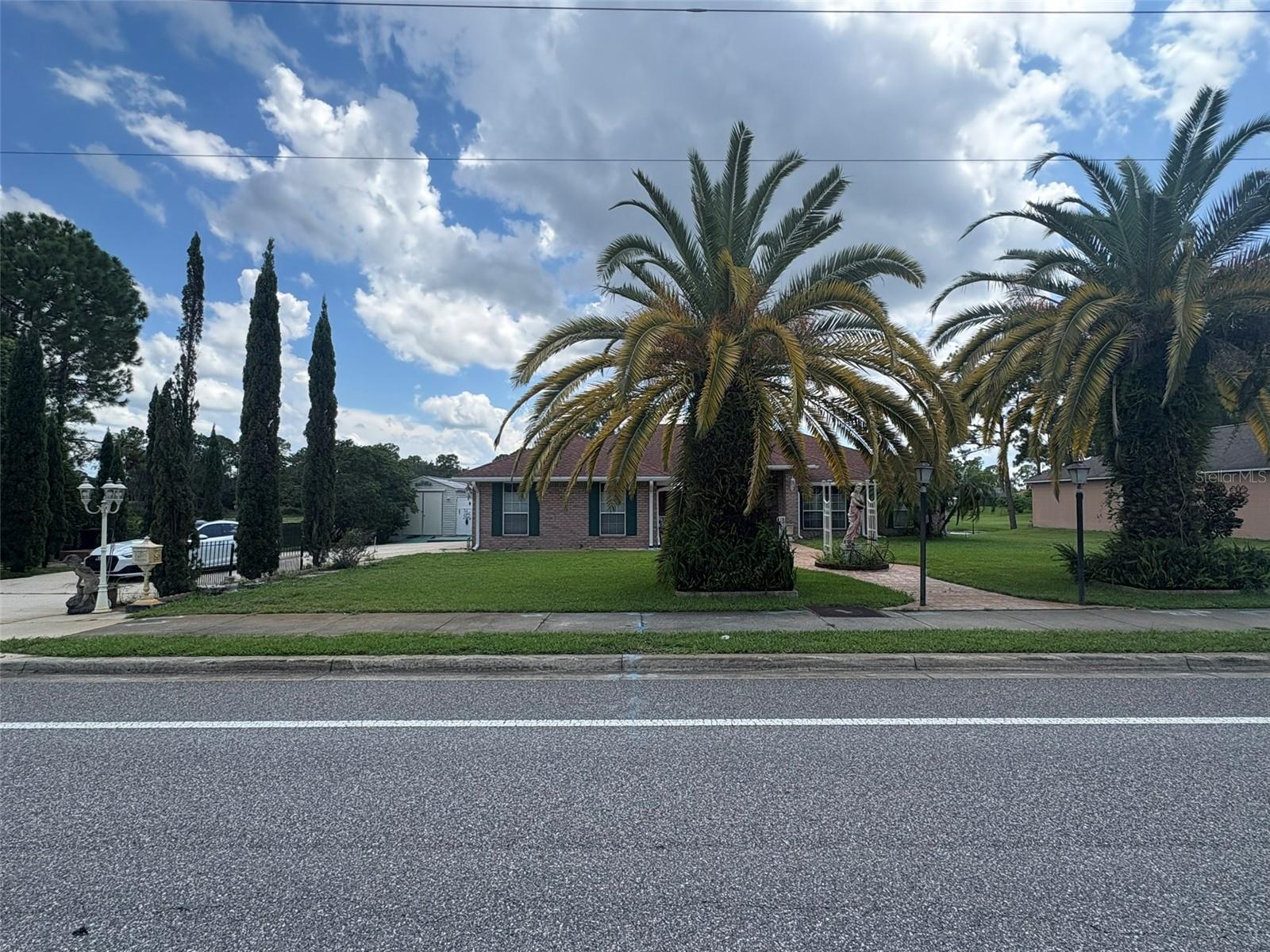 Image 4 of 50 For 479 Fort Smith Boulevard