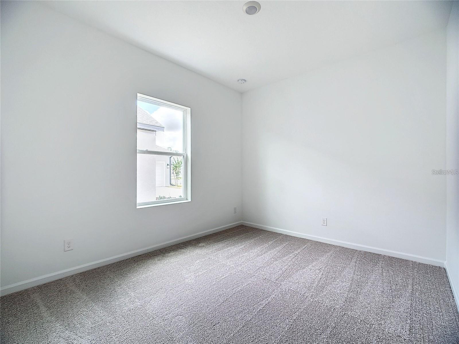 Image 10 of 20 For 359 Conway Avenue
