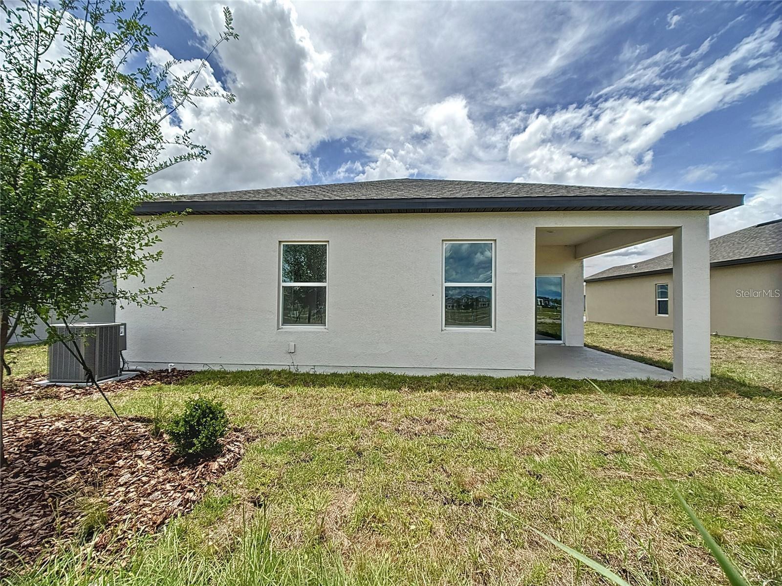 Image 15 of 20 For 359 Conway Avenue