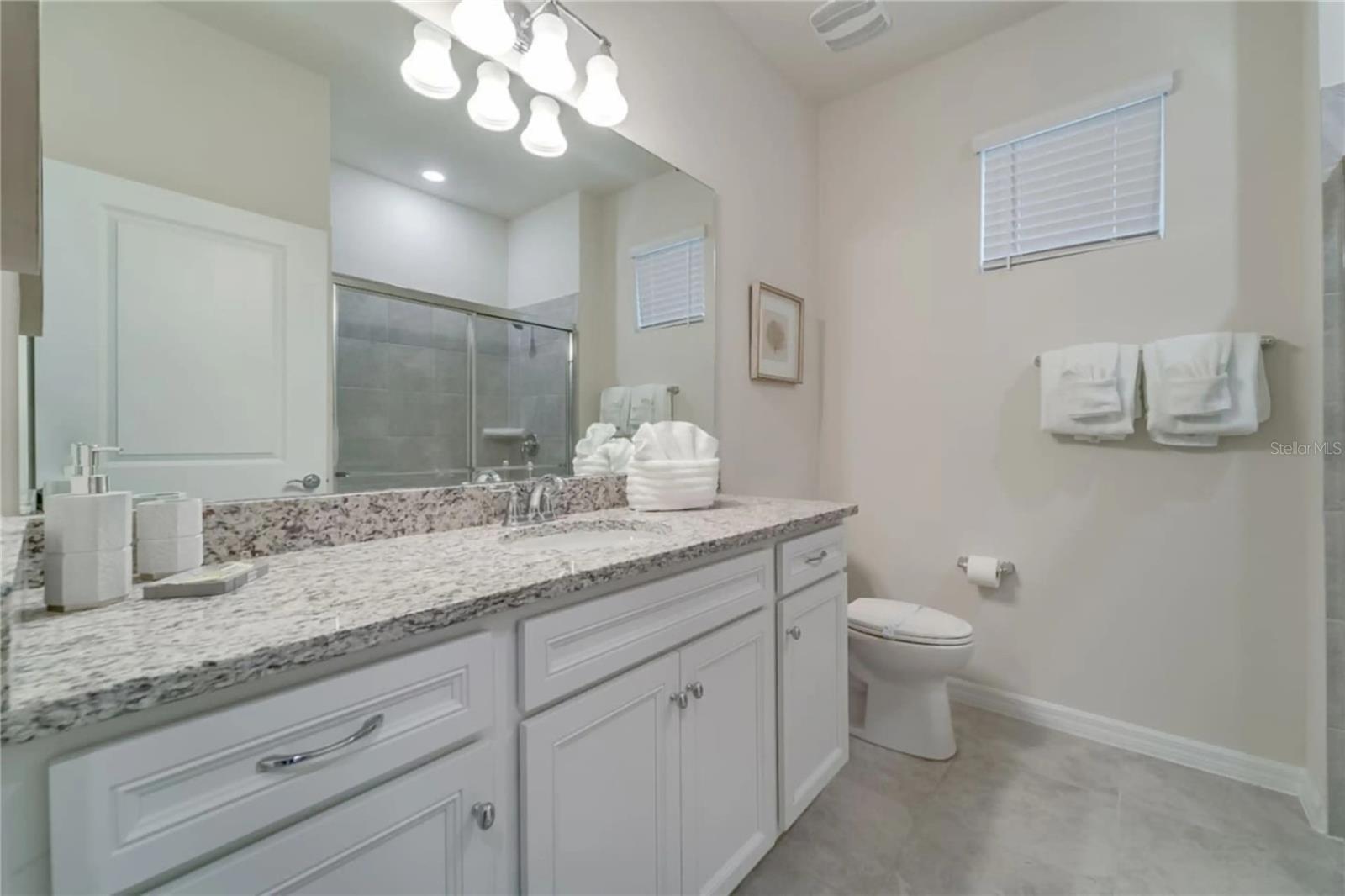 Image 32 of 64 For 2270 Lelani Circle