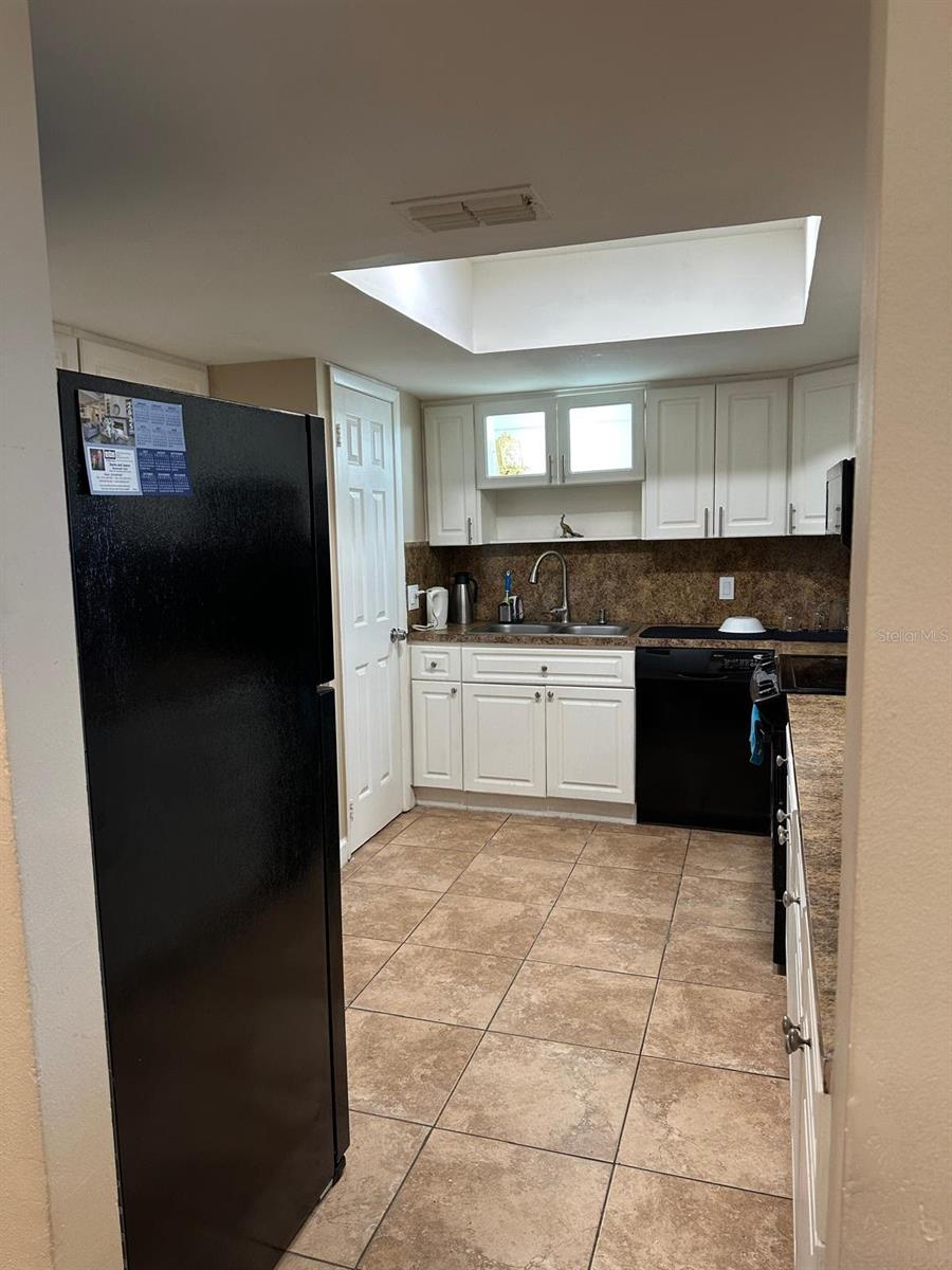 Image 16 of 46 For 2408 Swailes Drive 5