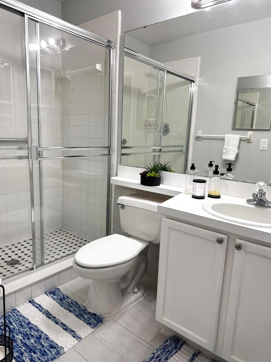 Image 14 of 22 For 13801 Timberland Drive 201