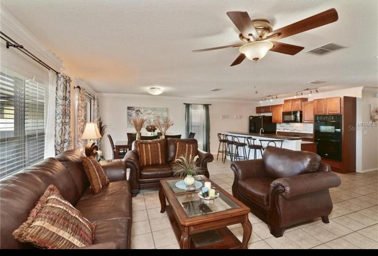 Image 3 of 12 For 2802 Tower Rock Street