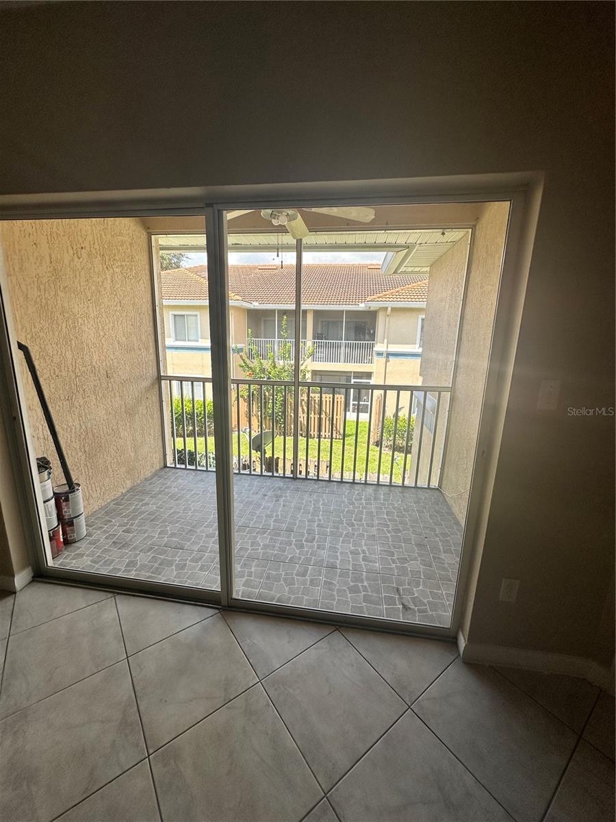 Image 4 of 13 For 521 Villa Del Sol Circle 203