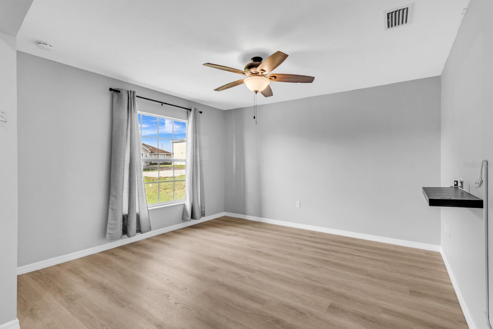 Image 10 of 54 For 109 Inconnu Court