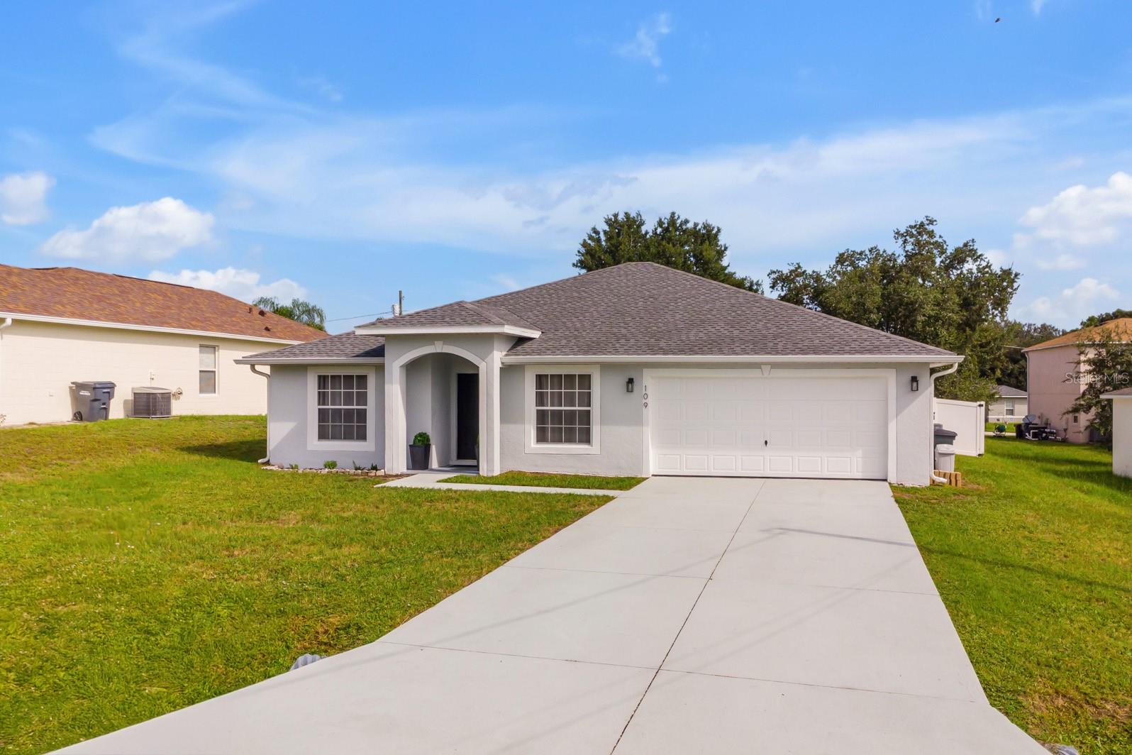 Image 2 of 54 For 109 Inconnu Court