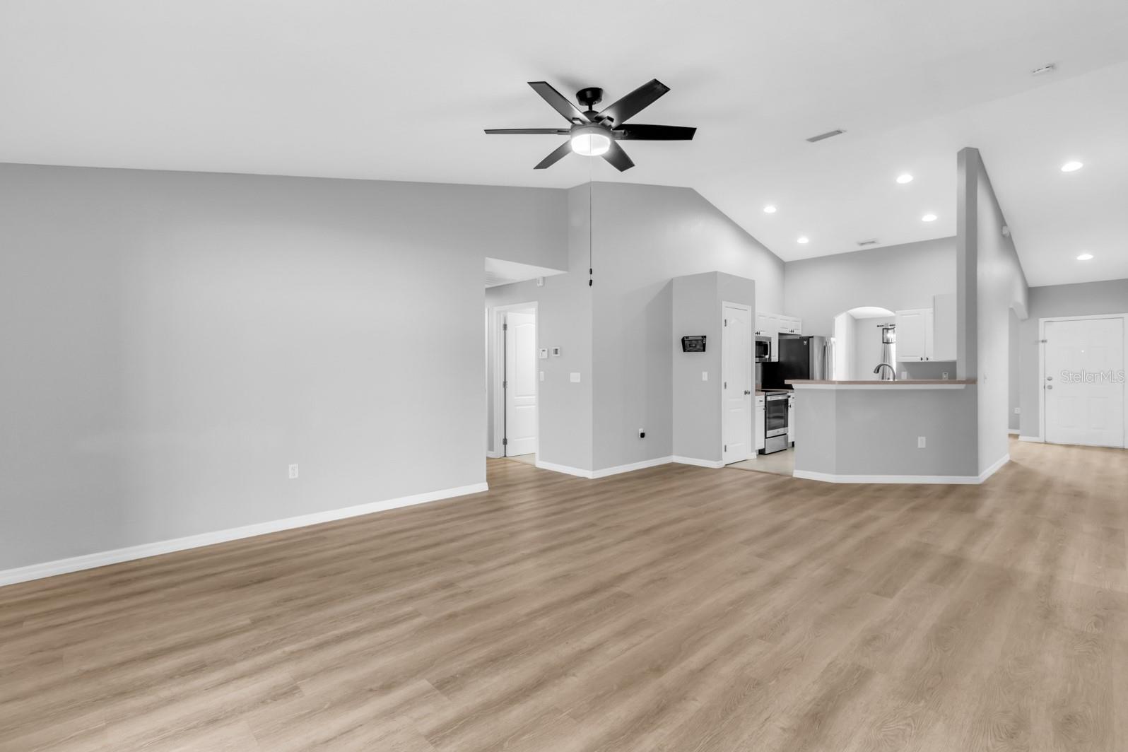 Image 22 of 54 For 109 Inconnu Court