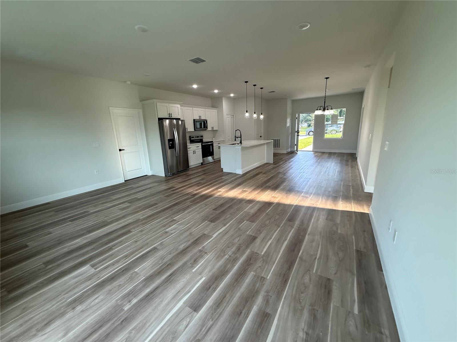 Image 3 of 15 For 15354 43rd Avenue Road