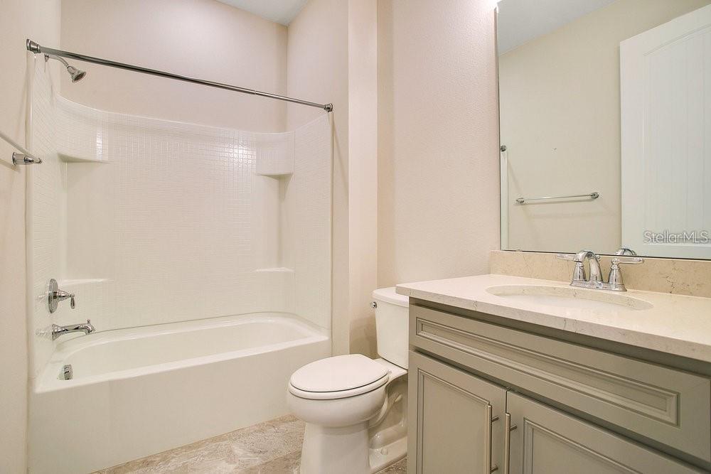 Image 11 of 24 For 2481 Southlawn Lane