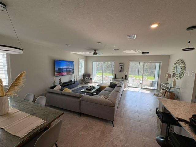 Image 6 of 24 For 2481 Southlawn Lane