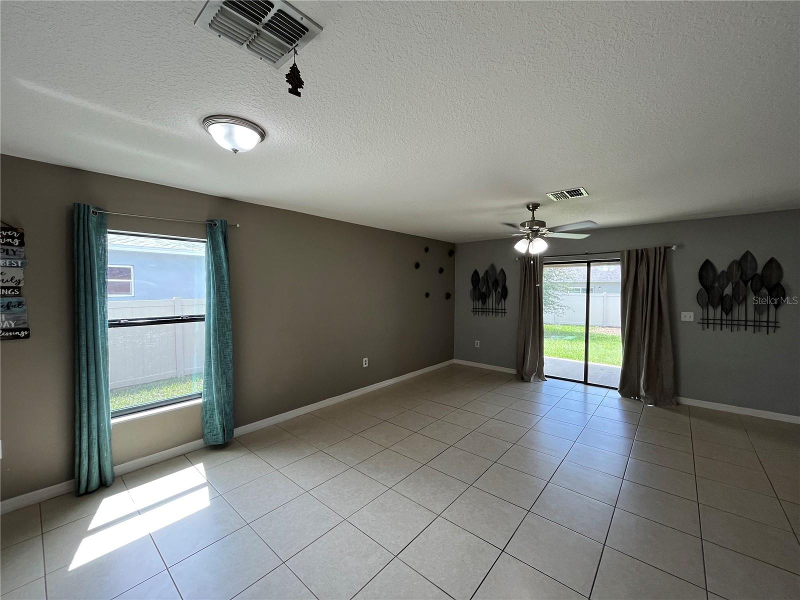 Image 7 of 20 For 2121 Hibiscus Place