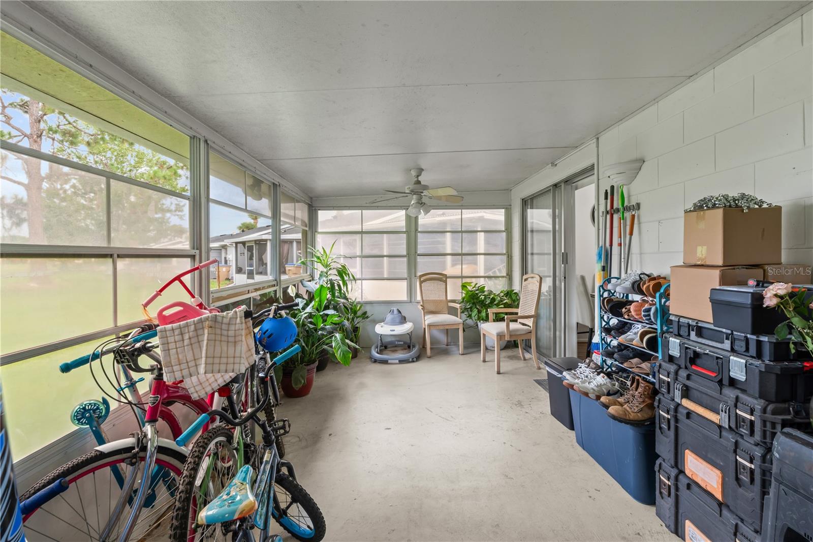 Image 16 of 19 For 121 Lake Villa Way