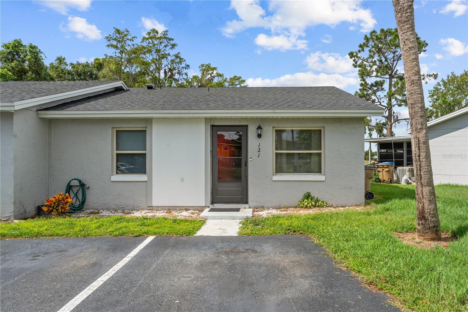 Image 2 of 19 For 121 Lake Villa Way