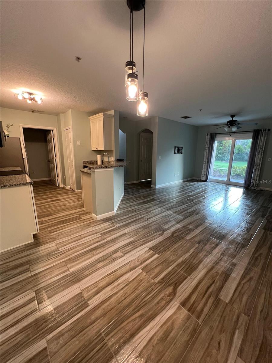 Image 10 of 31 For 6596 Swissco Drive 15