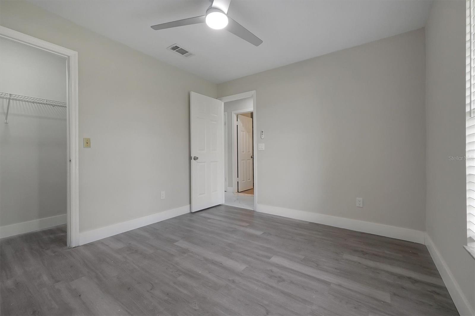 Image 25 of 64 For 20730 Mallard Parkway