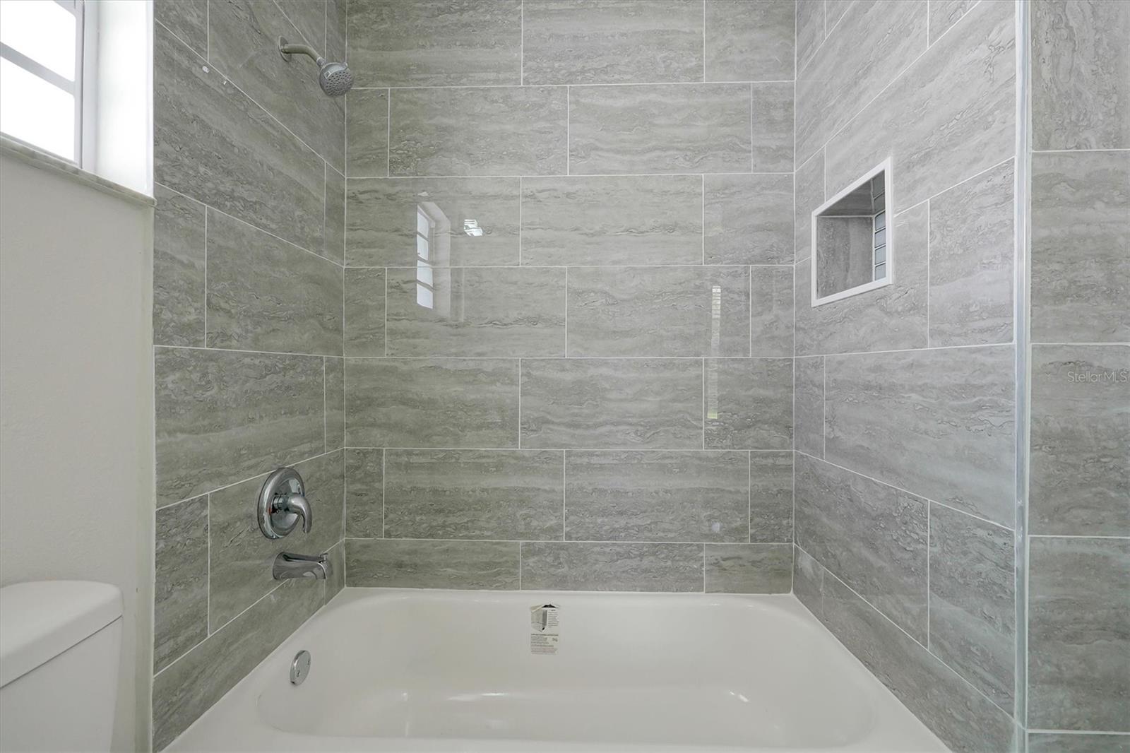Image 34 of 64 For 20730 Mallard Parkway