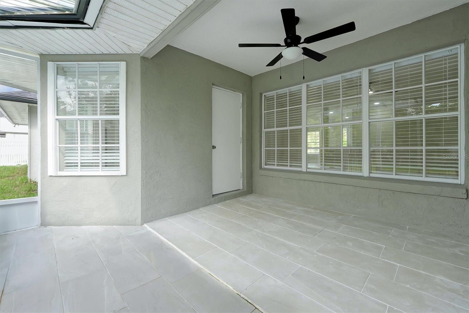 Image 39 of 64 For 20730 Mallard Parkway